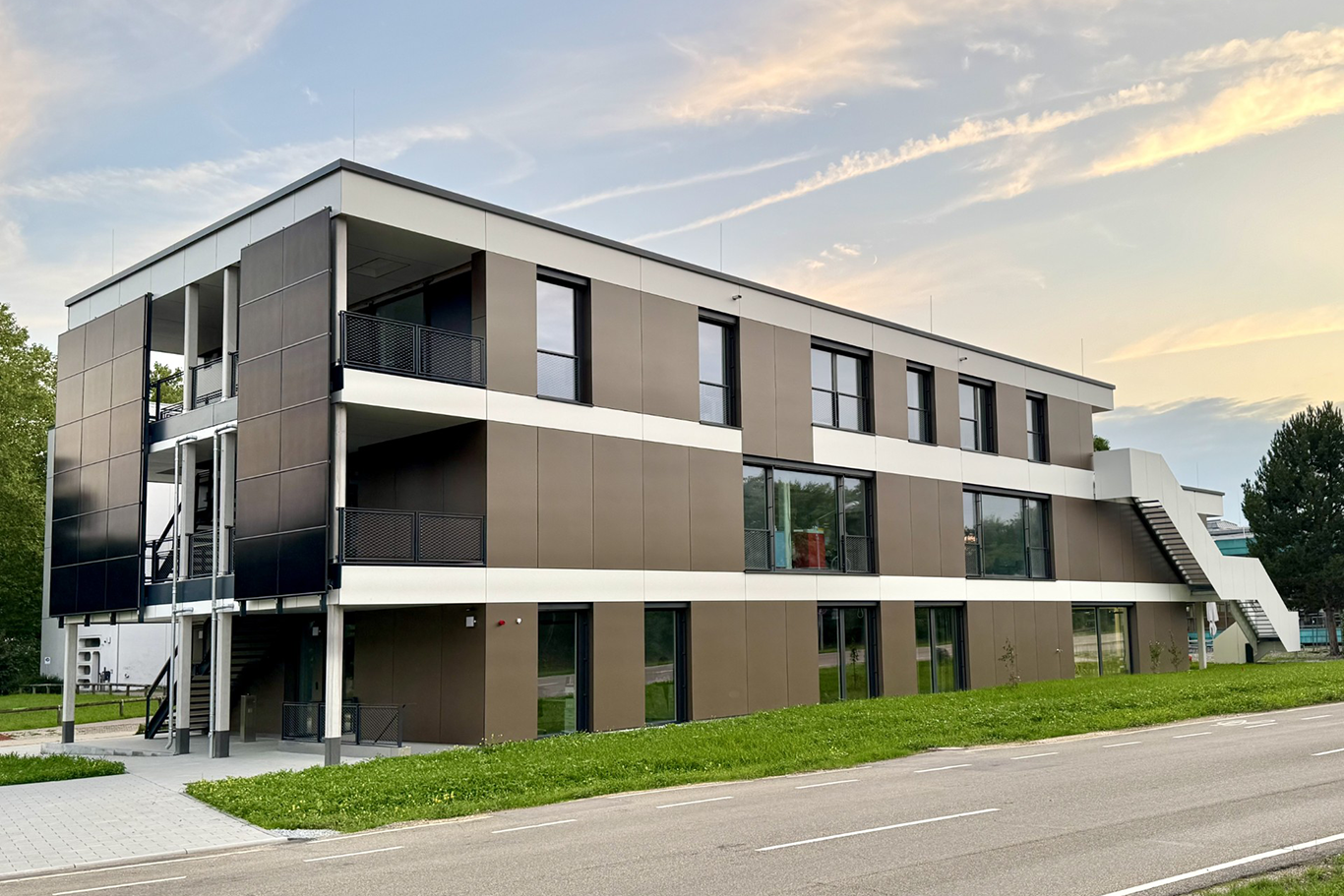 GetAttachmentThumbnail